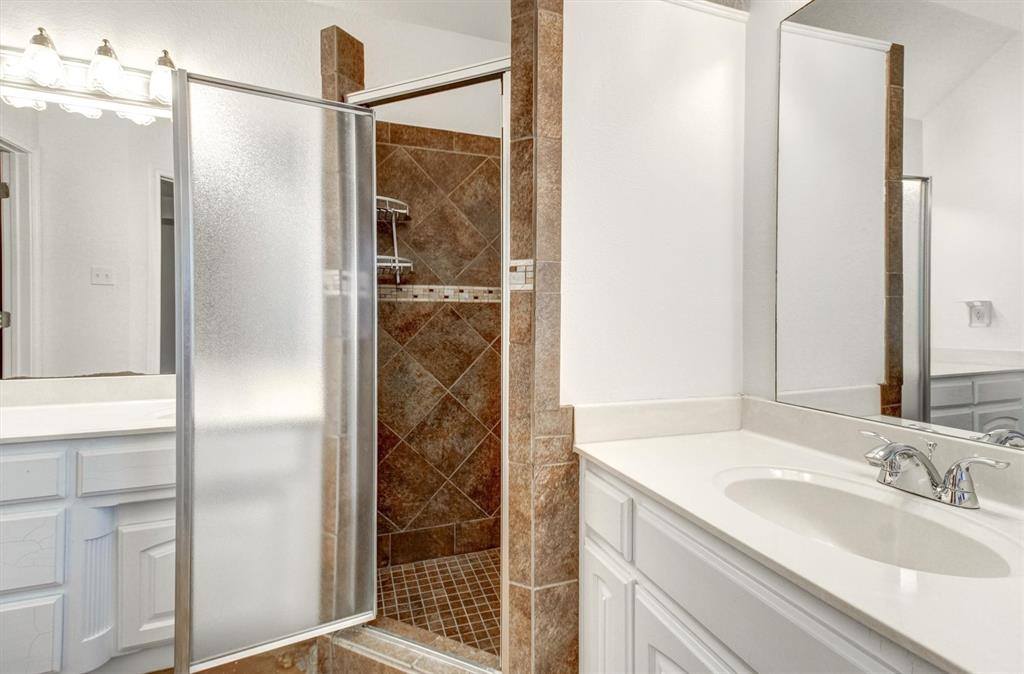 208 James Street, Aledo, TX 76008
