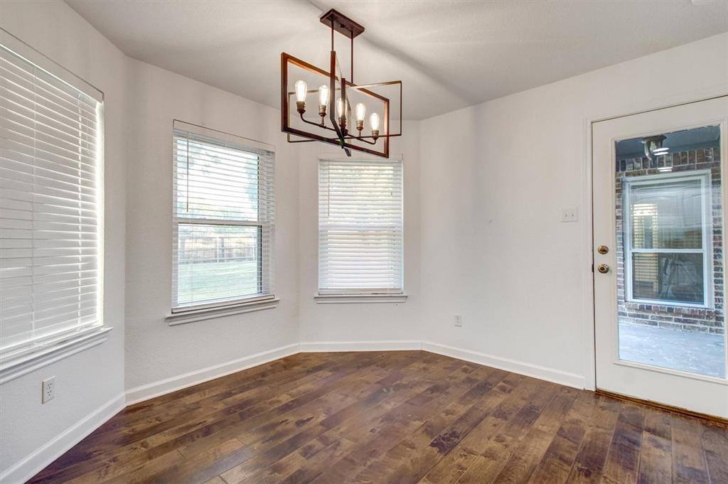 208 James Street, Aledo, TX 76008