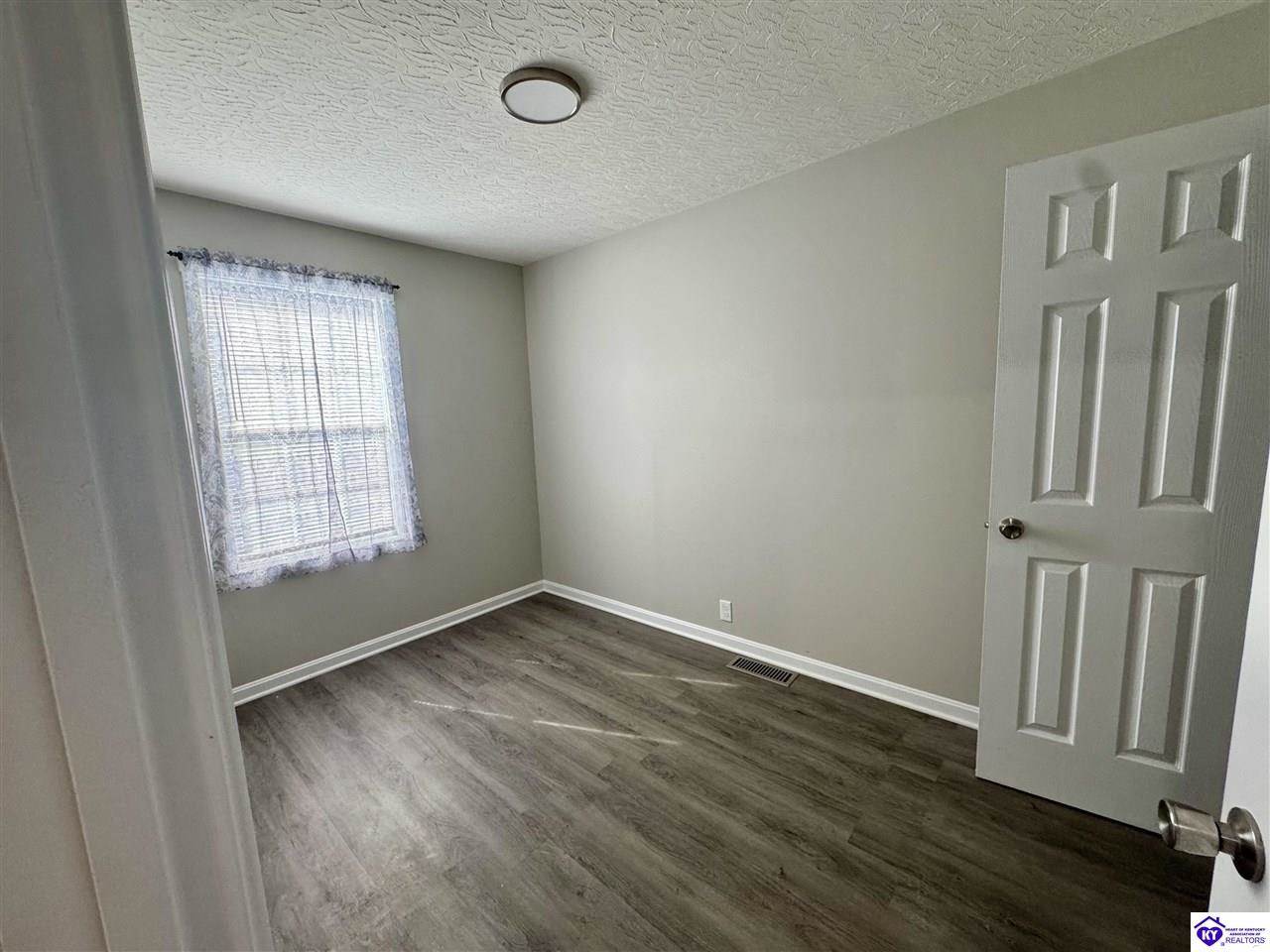 403 Henry Street, Elizabethtown, KY 42701