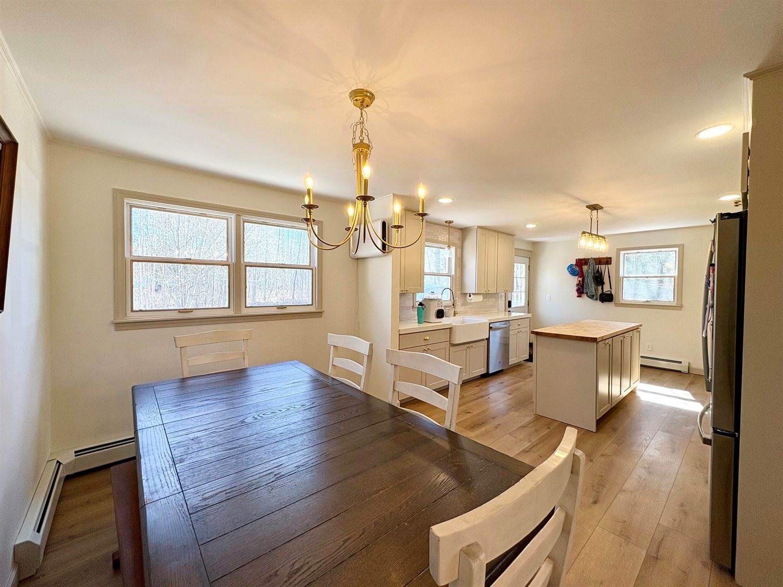 3 Mountainview Drive, Lincoln, ME 04457
