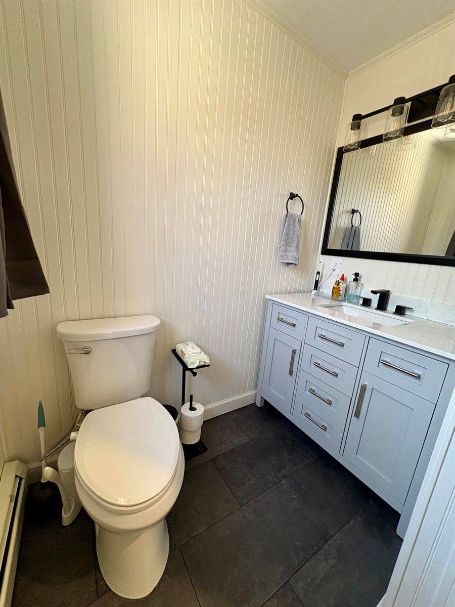 3 Mountainview Drive, Lincoln, ME 04457