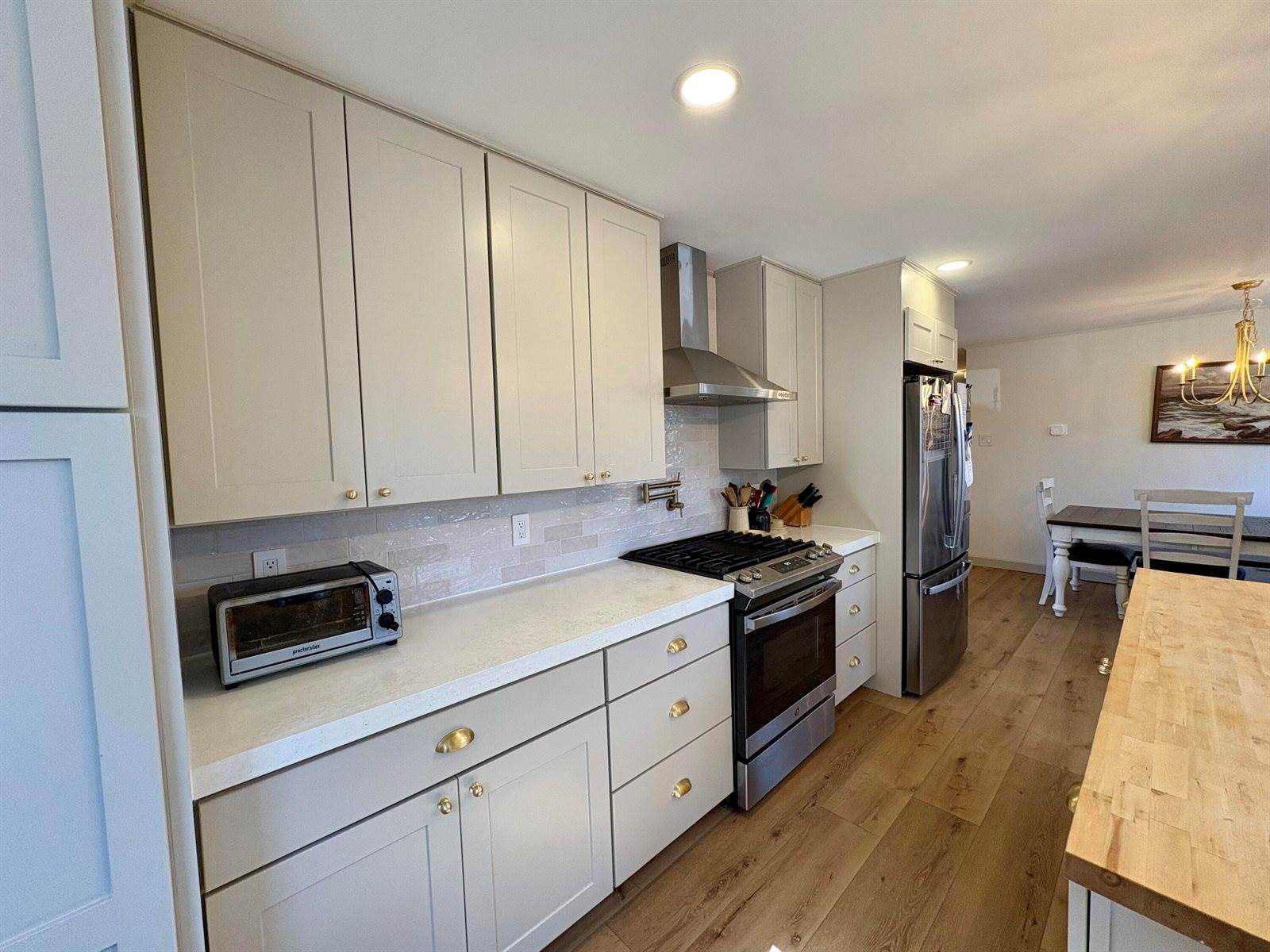 3 Mountainview Drive, Lincoln, ME 04457