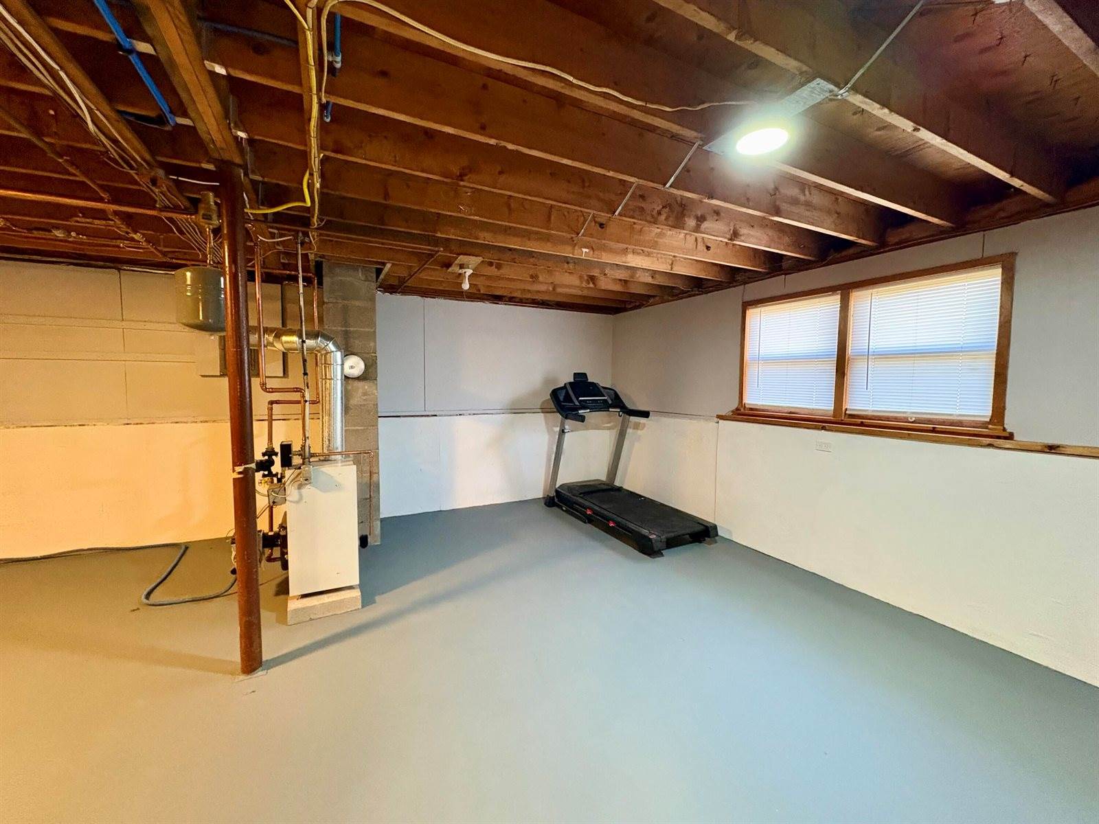 3 Mountainview Drive, Lincoln, ME 04457