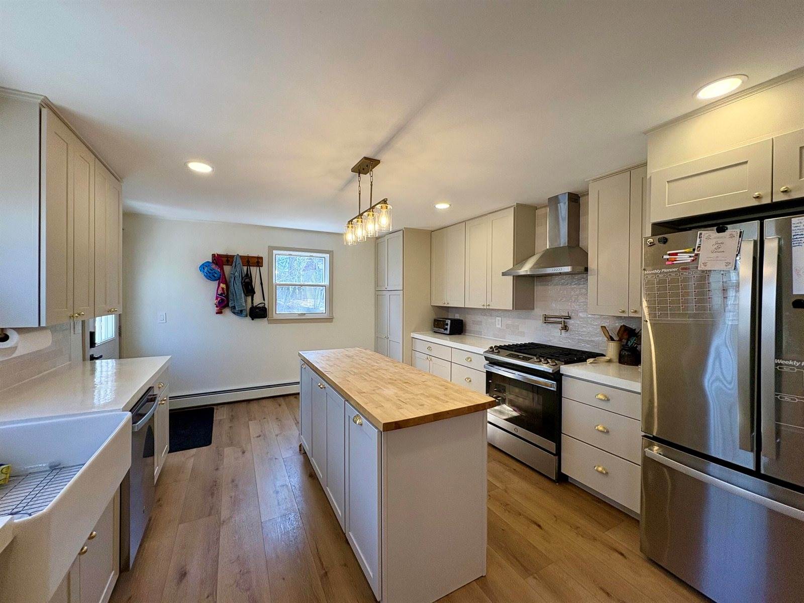 3 Mountainview Drive, Lincoln, ME 04457