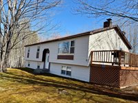 3 Mountainview Drive, Lincoln, ME 04457