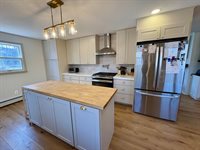 3 Mountainview Drive, Lincoln, ME 04457