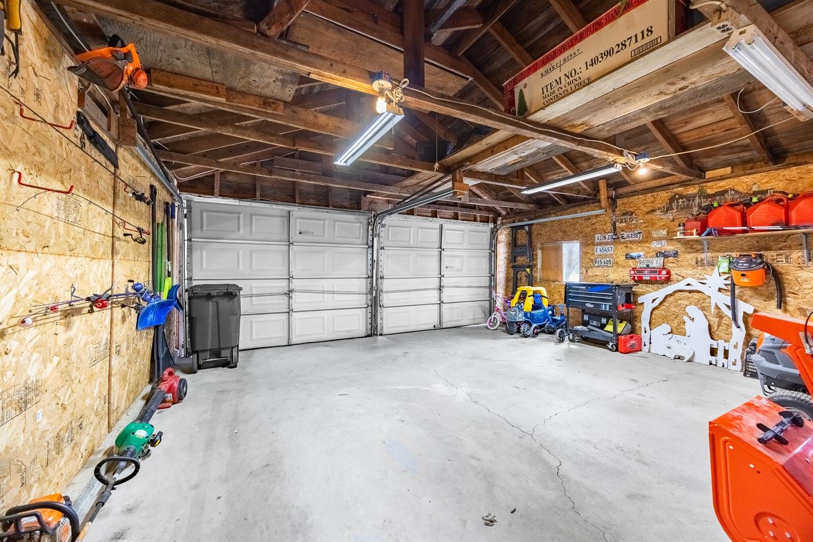 43 Main Street, Corinth, ME 04427