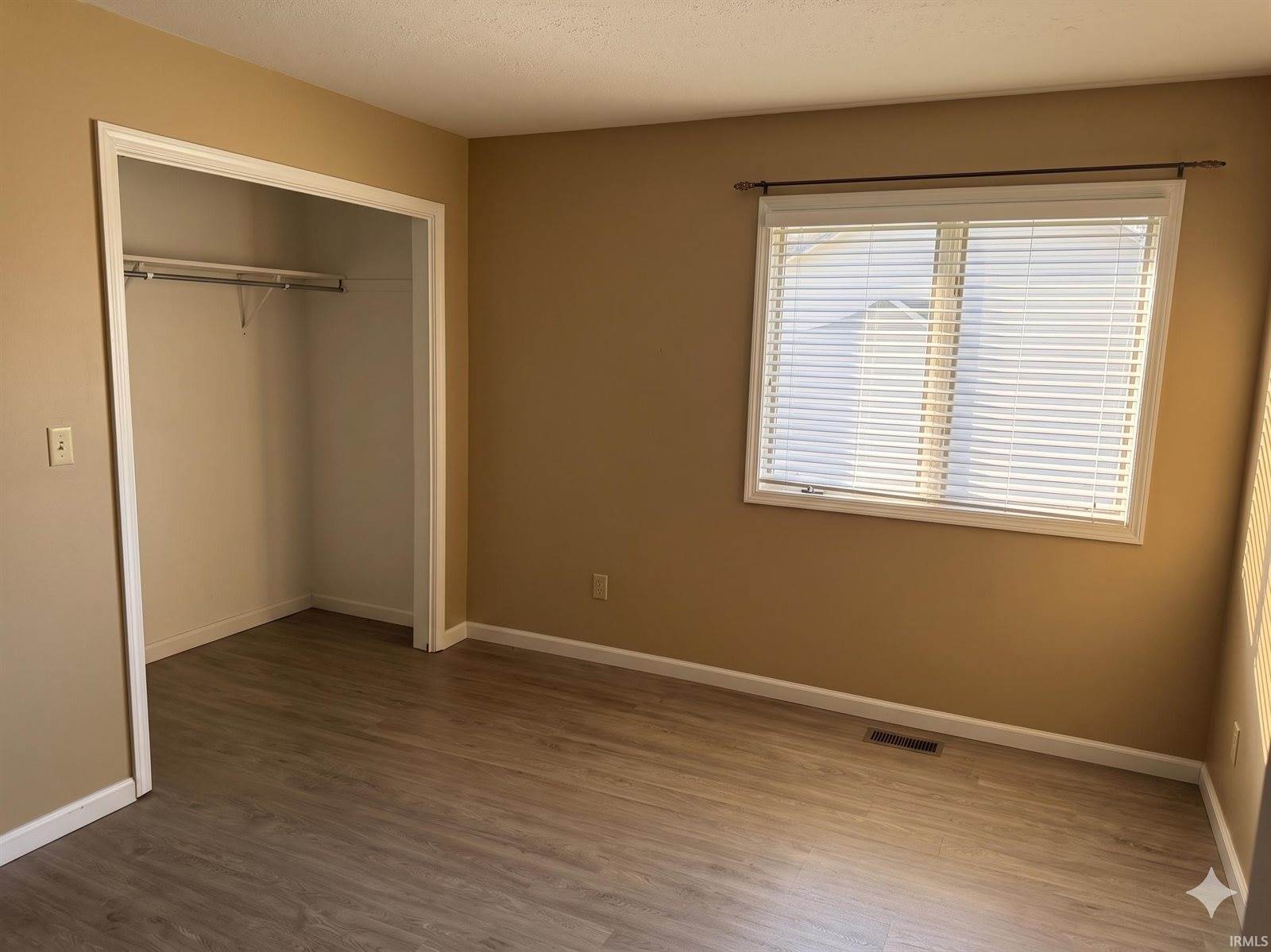 1801 N Brighton Road, Muncie, IN 47304