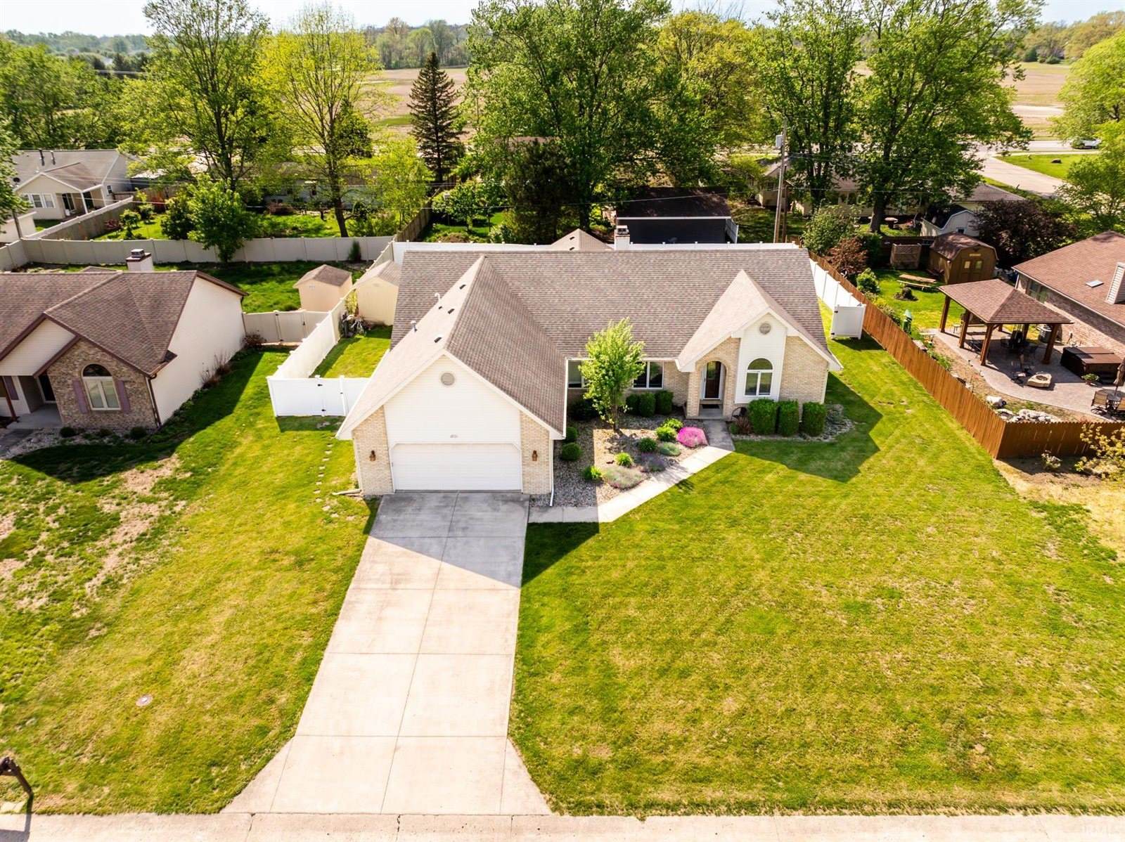 1801 N Brighton Road, Muncie, IN 47304