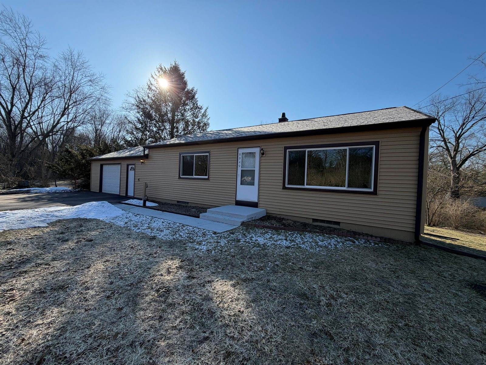 8949 Stadium Drive, Kalamazoo, MI 49009