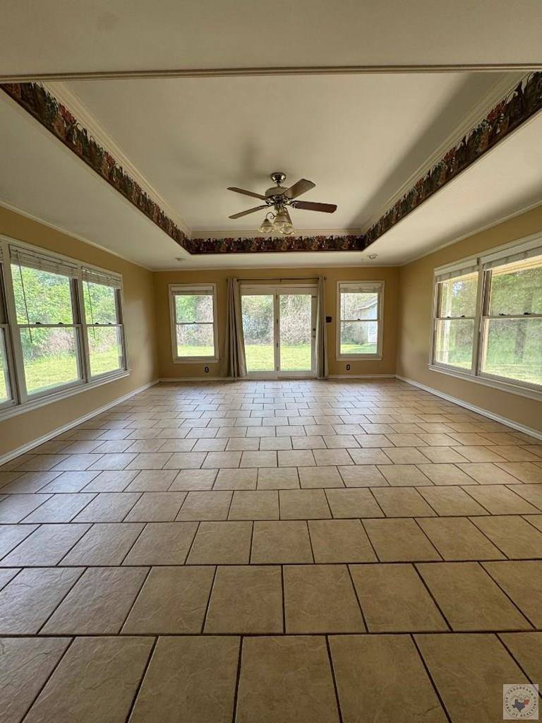 120 East Greenfield, Wake Village, TX 75501