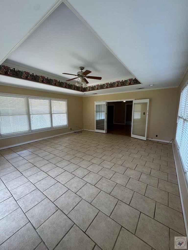 120 East Greenfield, Wake Village, TX 75501