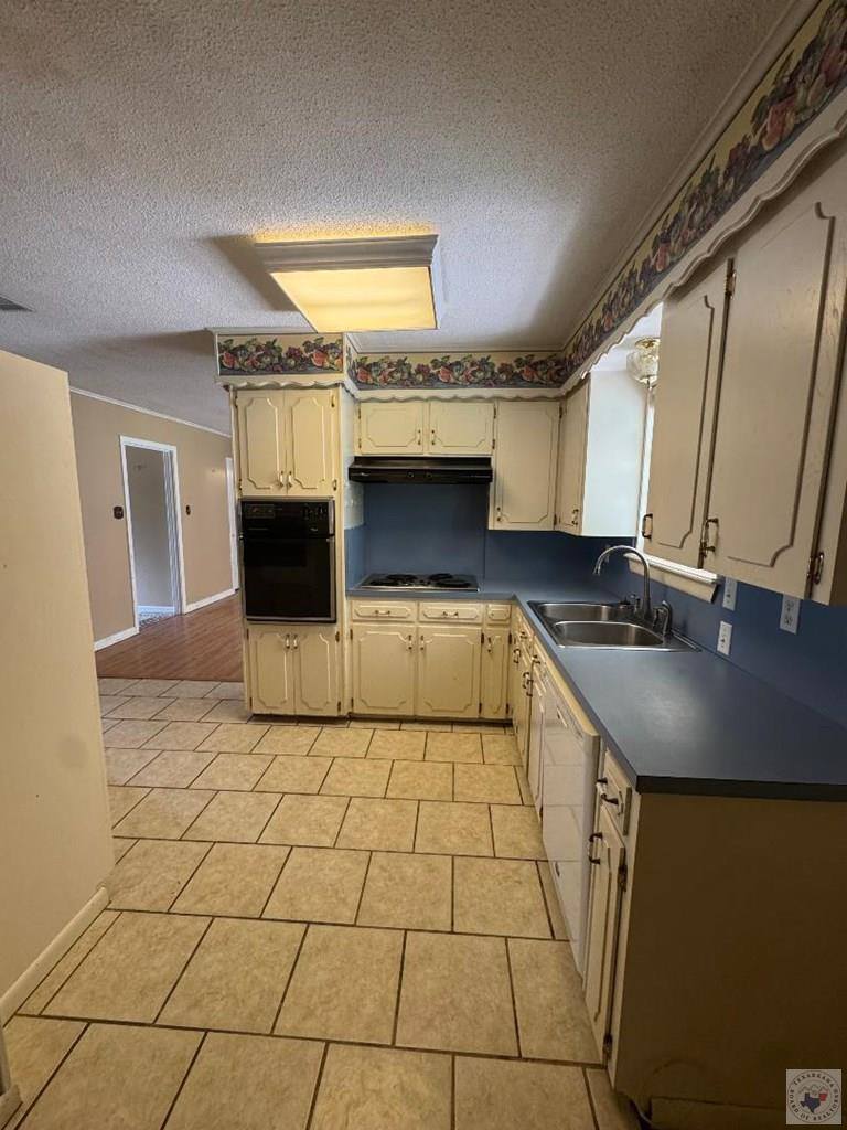 120 East Greenfield, Wake Village, TX 75501