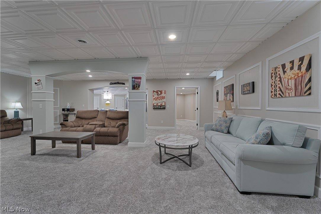 2900 Whispering Pines Drive, Canfield, OH 44406
