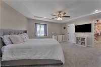 2900 Whispering Pines Drive, Canfield, OH 44406