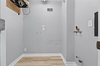 2001 West Capitol Dr, Milwaukee, WI 53206