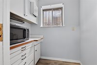 2001 West Capitol Dr, Milwaukee, WI 53206