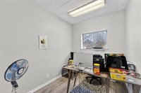 2001 West Capitol Dr, Milwaukee, WI 53206