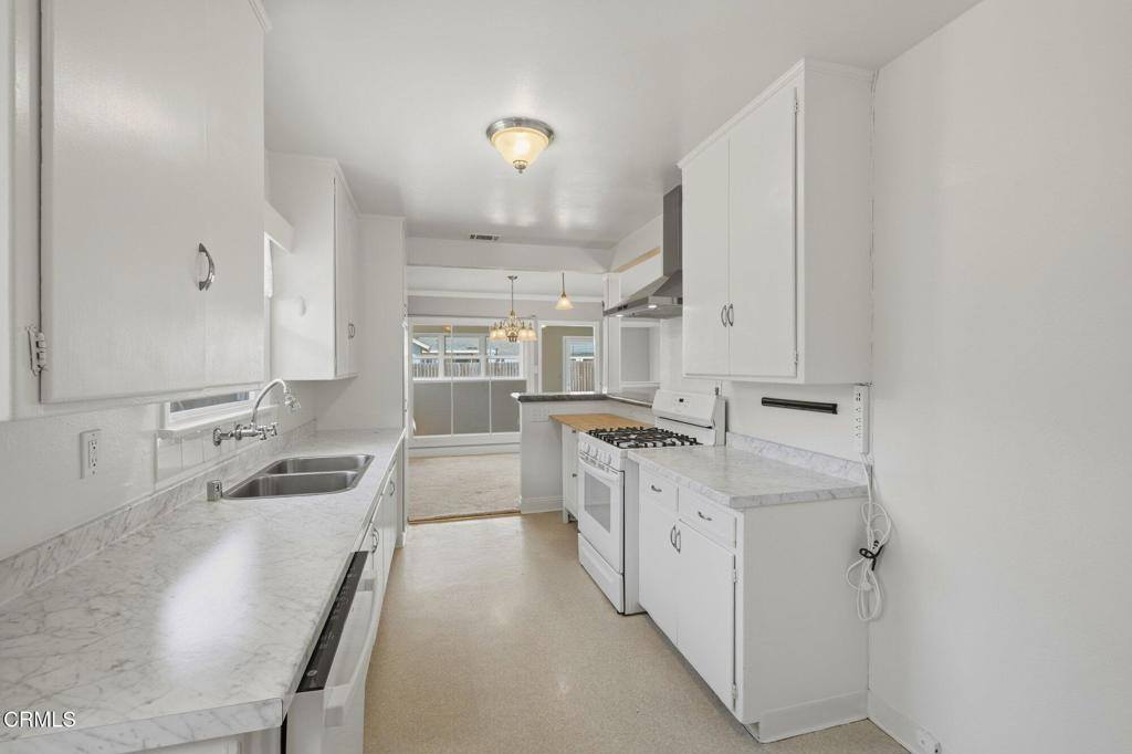 511 Eva Street, Ventura, CA 93003