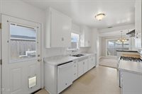 511 Eva Street, Ventura, CA 93003