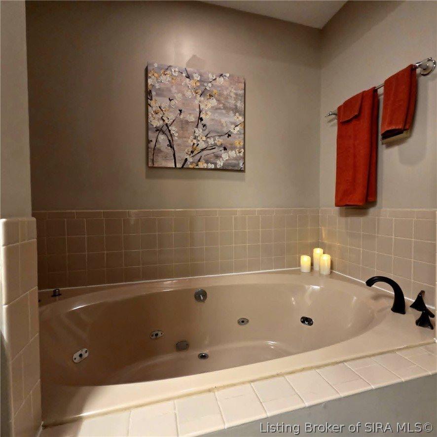 379 Brentwood Drive, Madison, IN 47250
