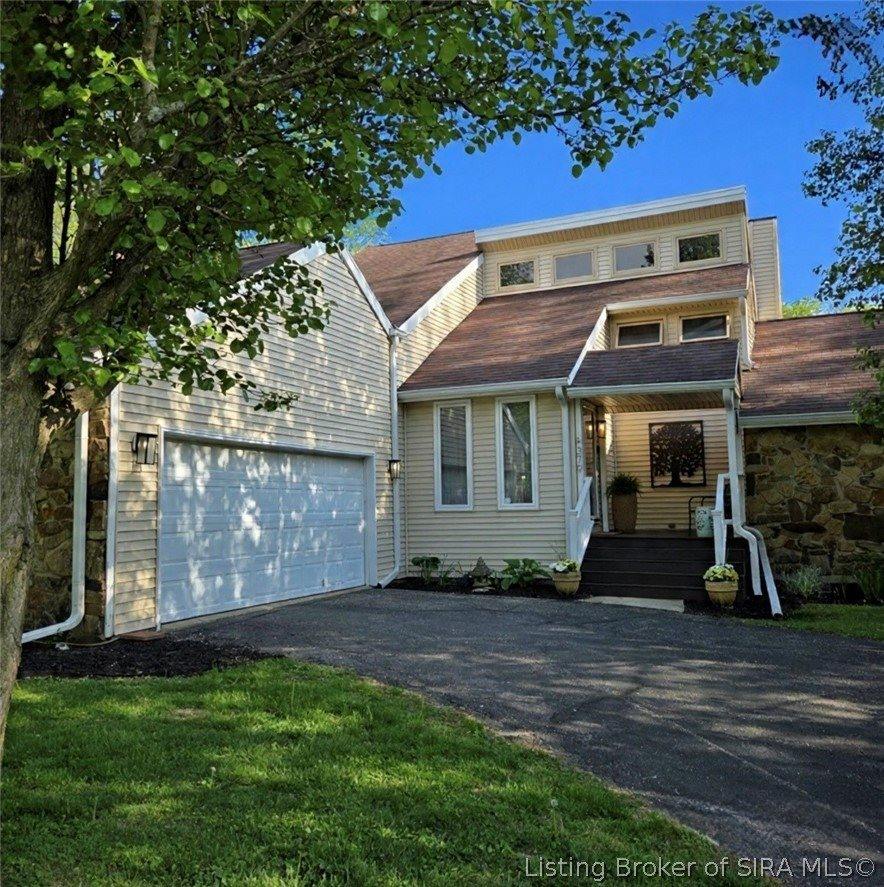 379 Brentwood Drive, Madison, IN 47250
