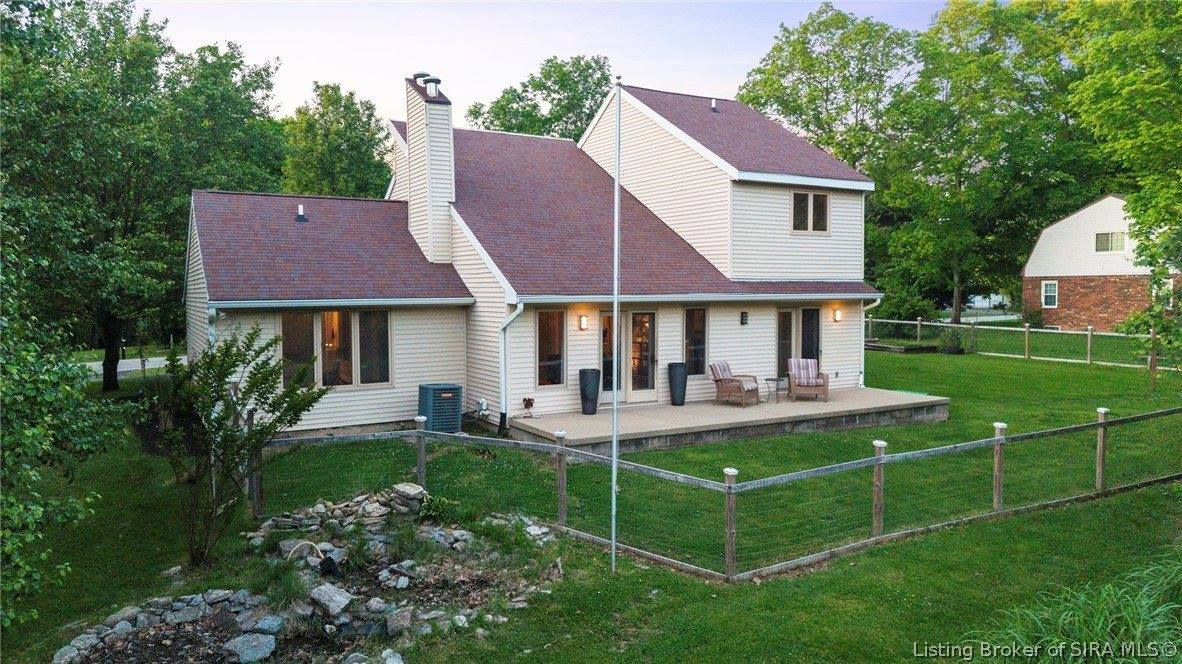 379 Brentwood Drive, Madison, IN 47250