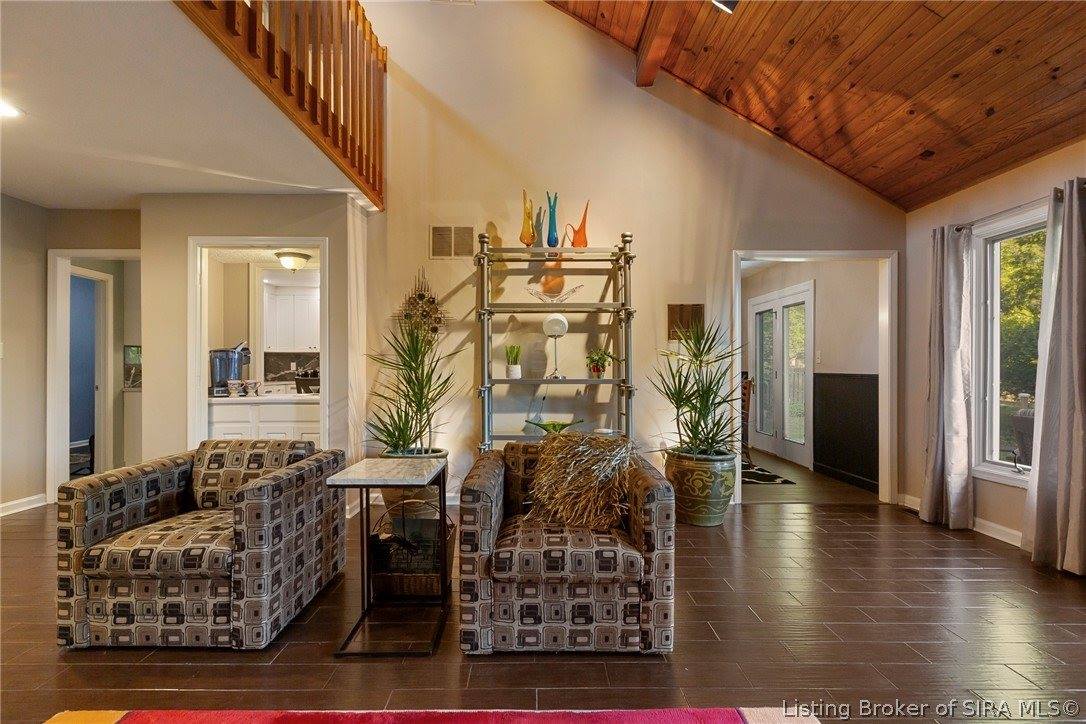 379 Brentwood Drive, Madison, IN 47250