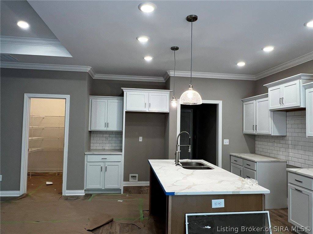 826 Kings Court, Memphis, IN 47143