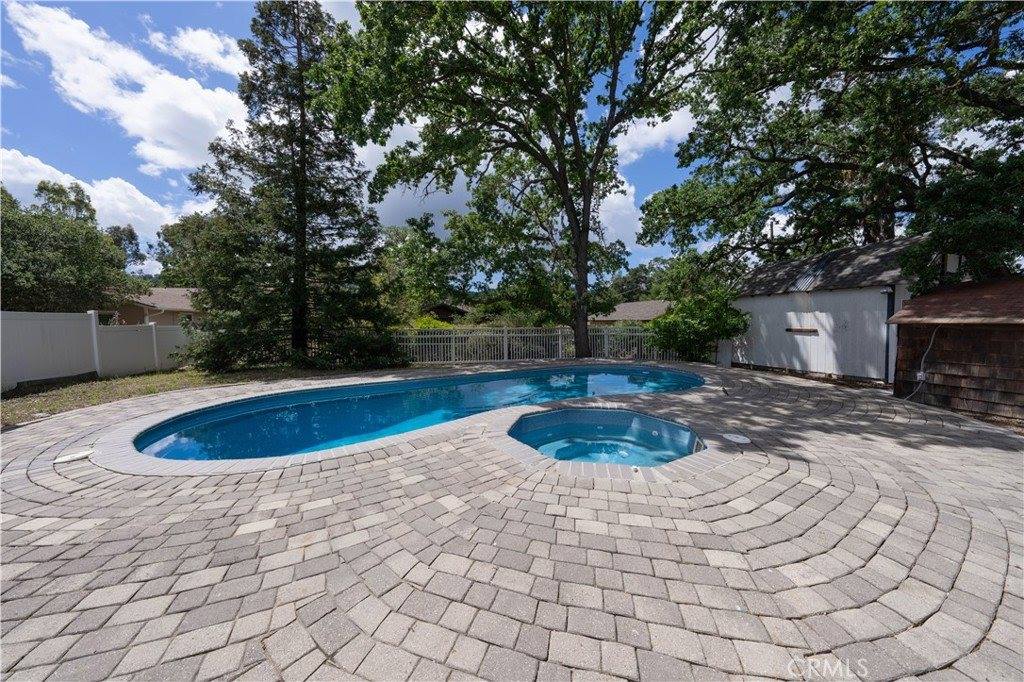 7990 San Gabriel Road, Atascadero, CA 93422