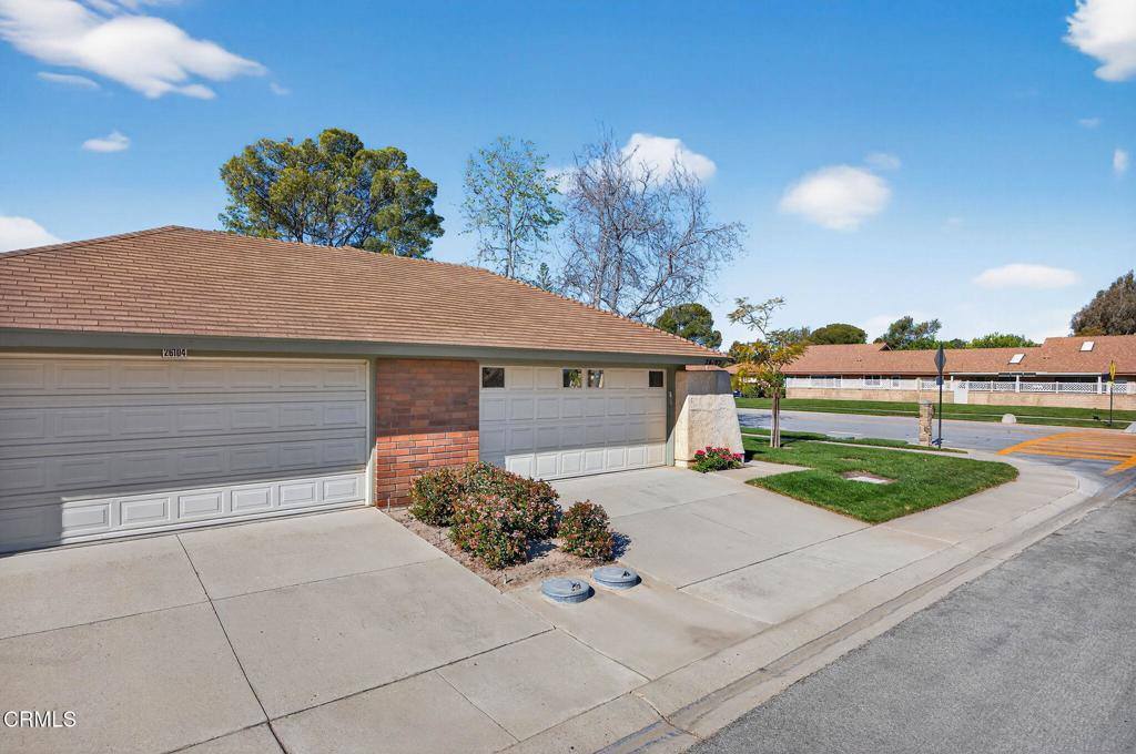 26102 Village 26, Camarillo, CA 93012
