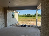 1046 Calaveras, College Station, TX 77845