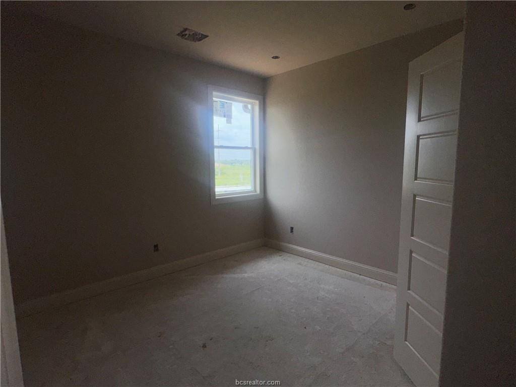 1000 Calaveras Court, College Station, TX 77845