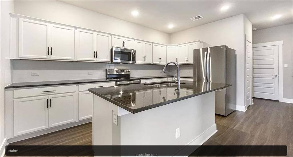 3920 Yukon Lane, College Station, TX 77845