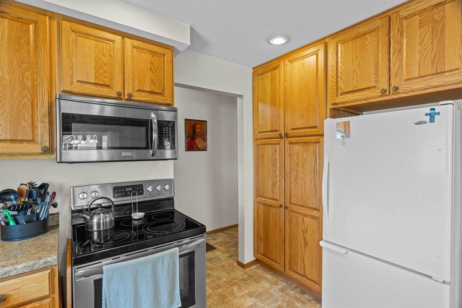 715 N Hinman Avenue, Marshfield, WI 54449