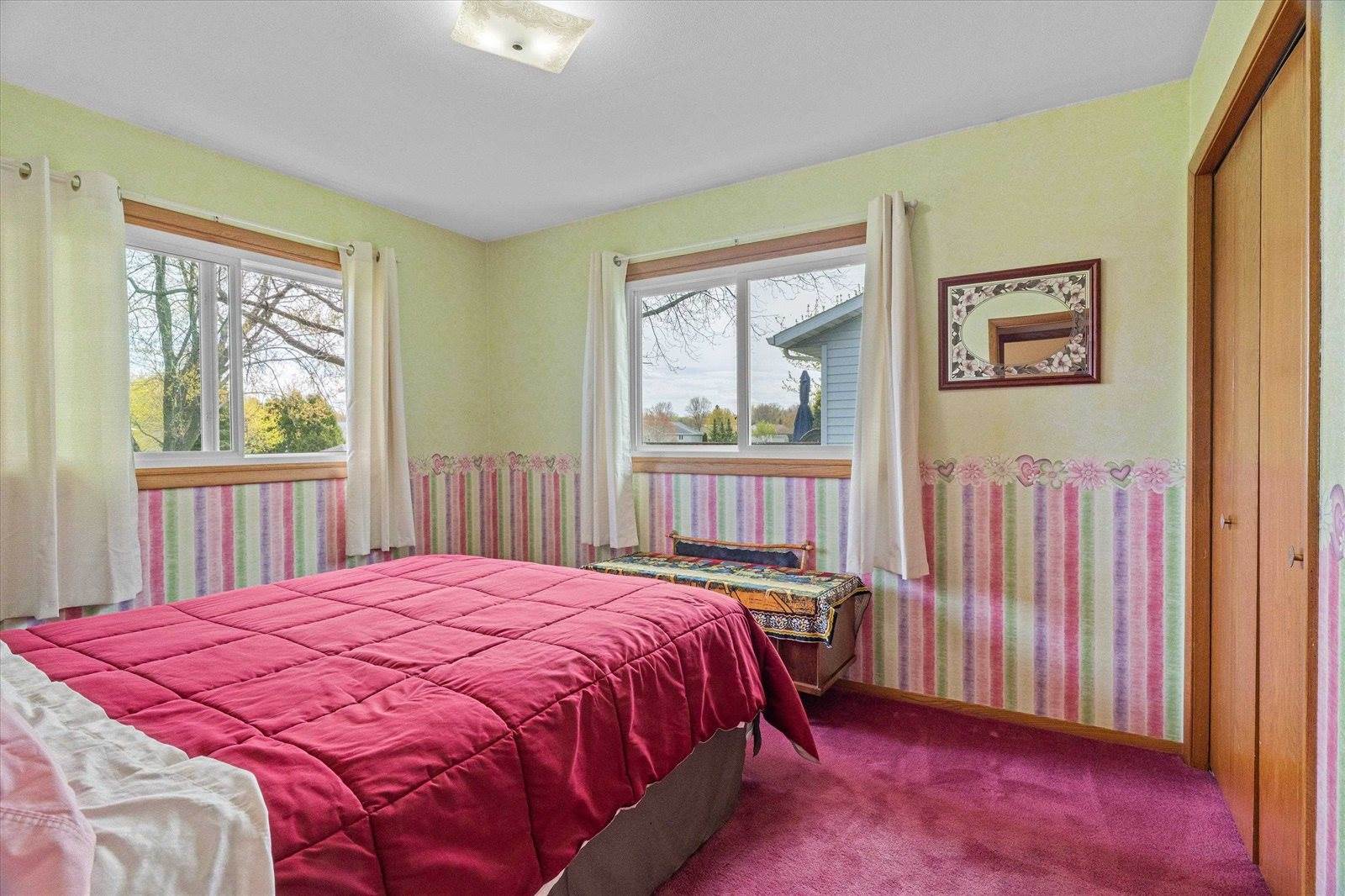 715 N Hinman Avenue, Marshfield, WI 54449
