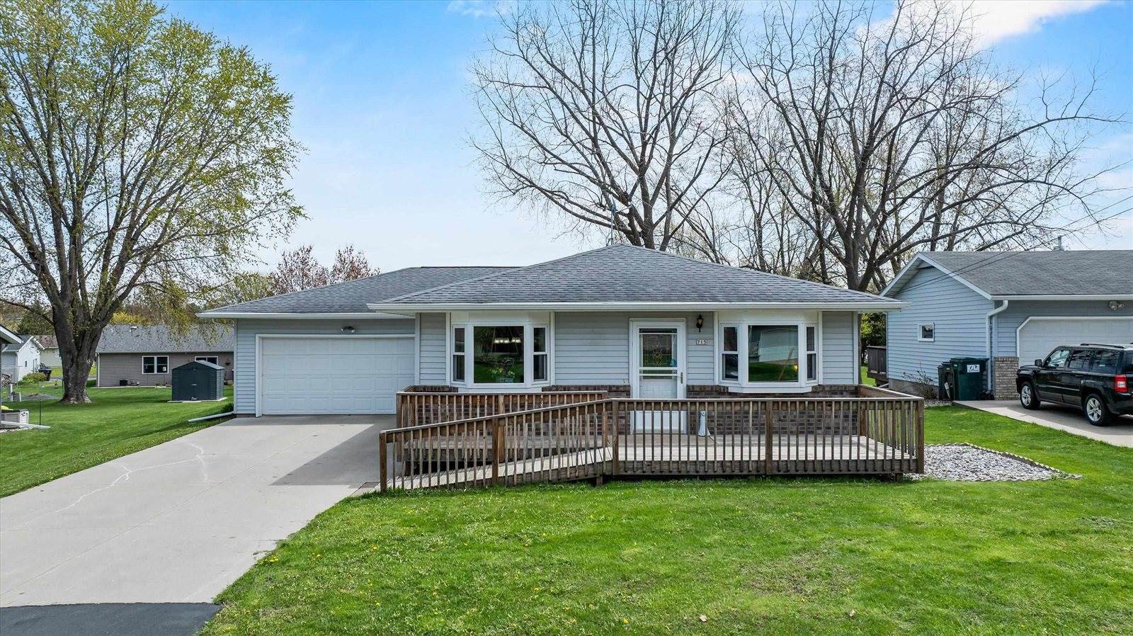 715 N Hinman Avenue, Marshfield, WI 54449
