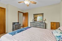715 N Hinman Avenue, Marshfield, WI 54449
