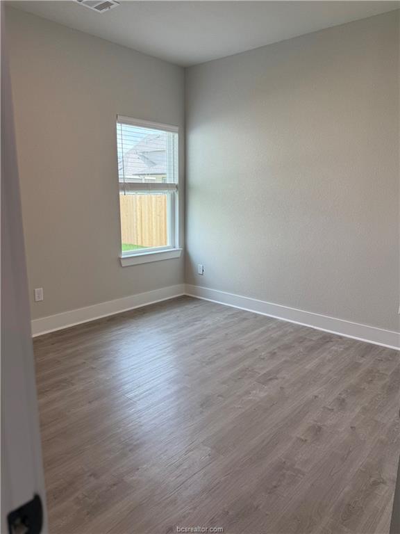 905 Fork Court, College Station, TX 77845