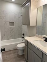 905 Fork Court, College Station, TX 77845