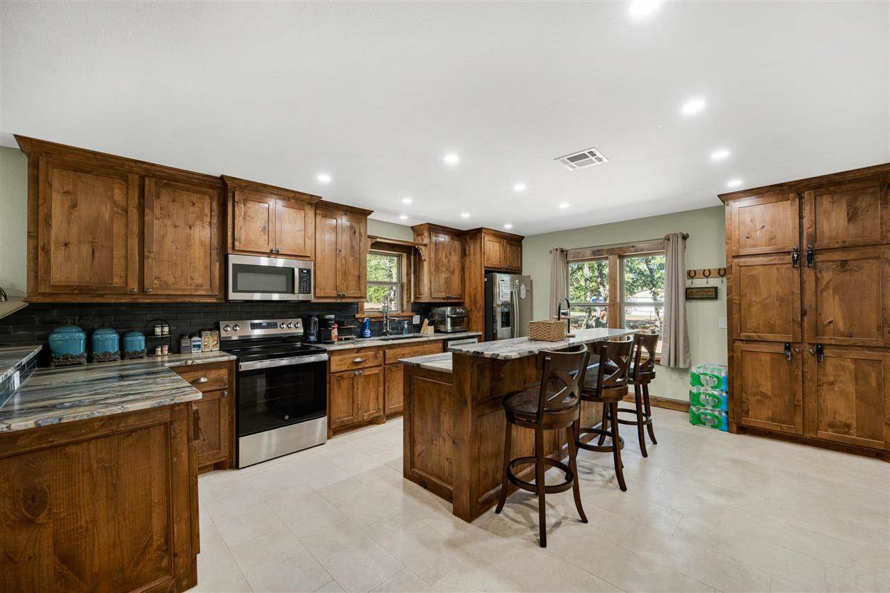 764 East Lake, Lawton, OK 73507