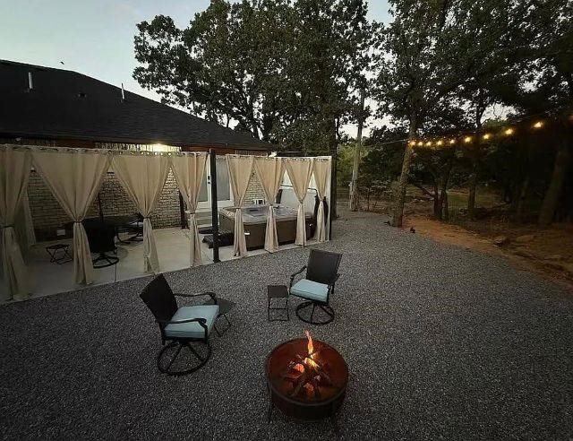 764 East Lake, Lawton, OK 73507