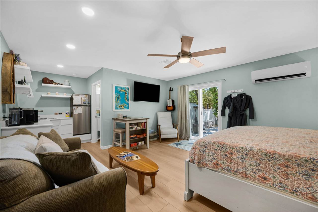 764 East Lake, Lawton, OK 73507