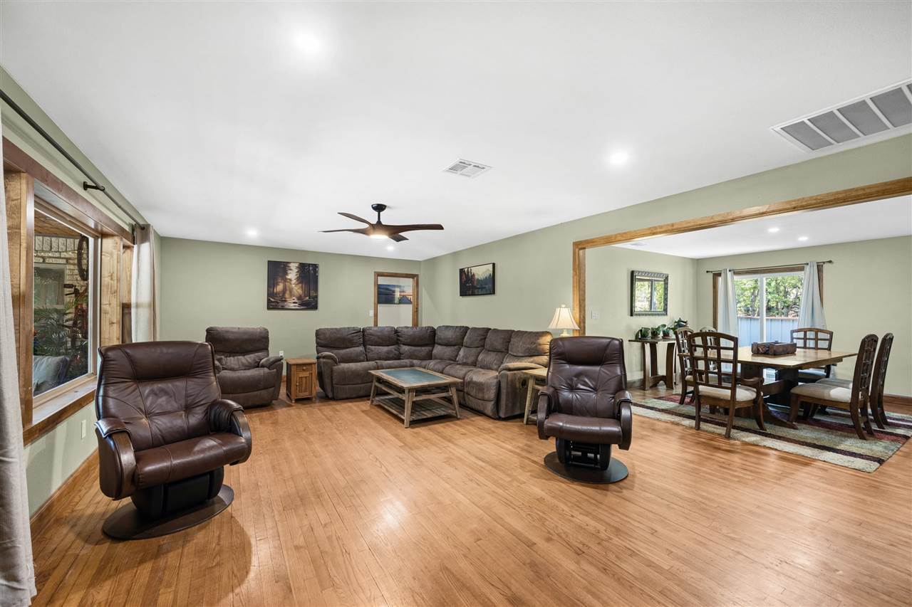 764 East Lake, Lawton, OK 73507