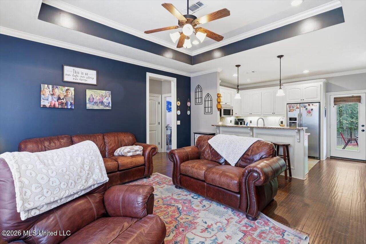 206 Barrington Cove, Florence, MS 39073