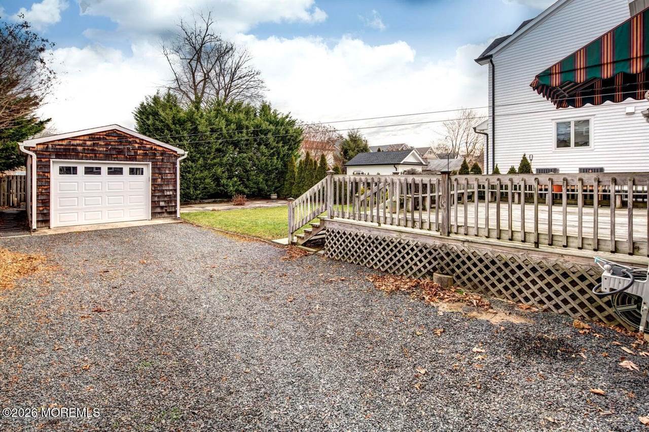 69 Lafayette Street, Rumson, NJ 07760