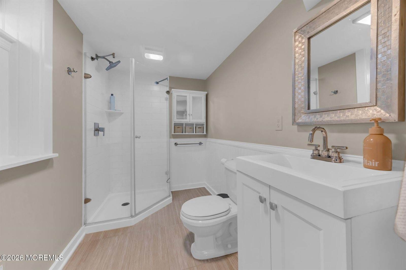 10 South Woodland Drive, Fair Haven, NJ 07704