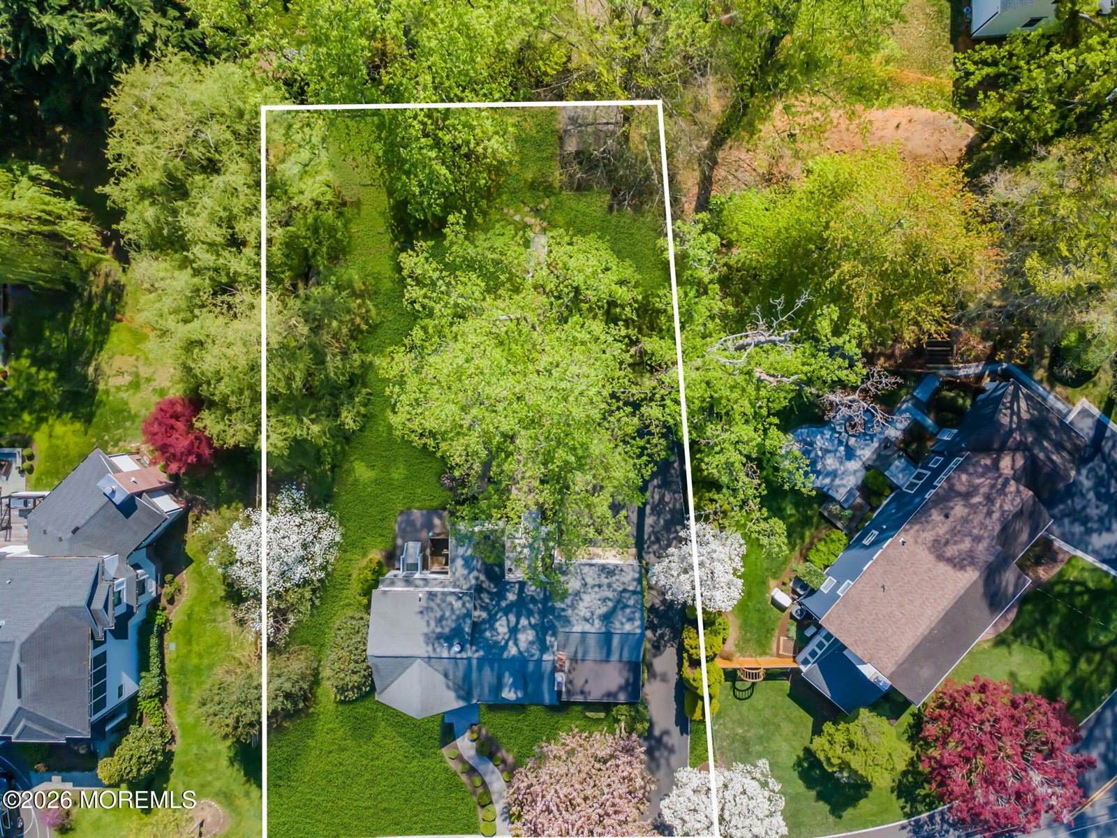10 South Woodland Drive, Fair Haven, NJ 07704