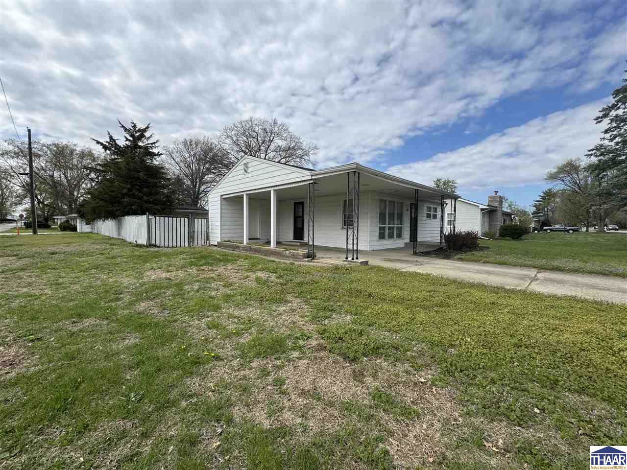 3319 South Center, Terre Haute, IN 47802