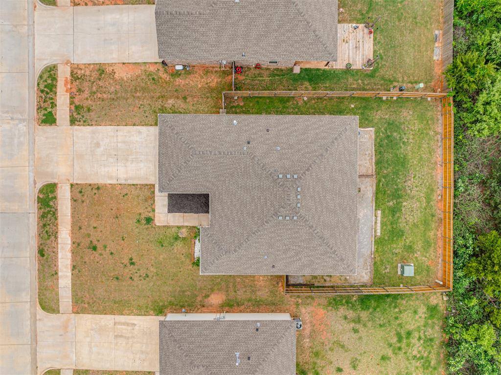 734 West Lola Drive, Mustang, OK 73064
